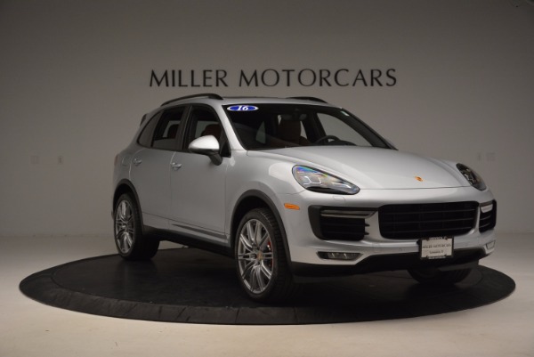 Used 2016 Porsche Cayenne Turbo for sale Sold at Maserati of Greenwich in Greenwich CT 06830 11