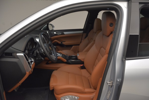 Used 2016 Porsche Cayenne Turbo for sale Sold at Maserati of Greenwich in Greenwich CT 06830 19