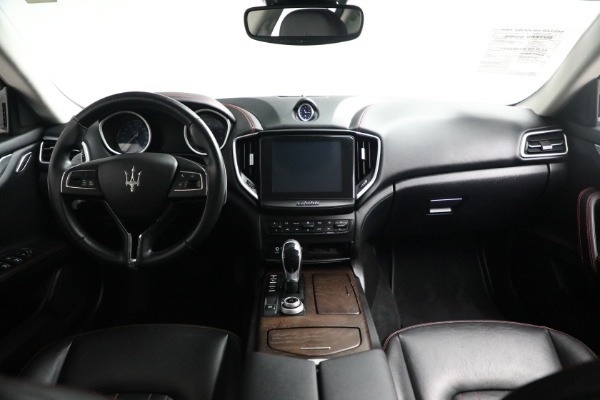 New 2017 Maserati Ghibli S Q4 EX-Loaner for sale Sold at Maserati of Greenwich in Greenwich CT 06830 16