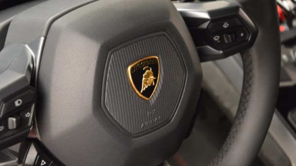 Used 2016 Lamborghini Huracan LP 580-2 for sale Sold at Maserati of Greenwich in Greenwich CT 06830 23