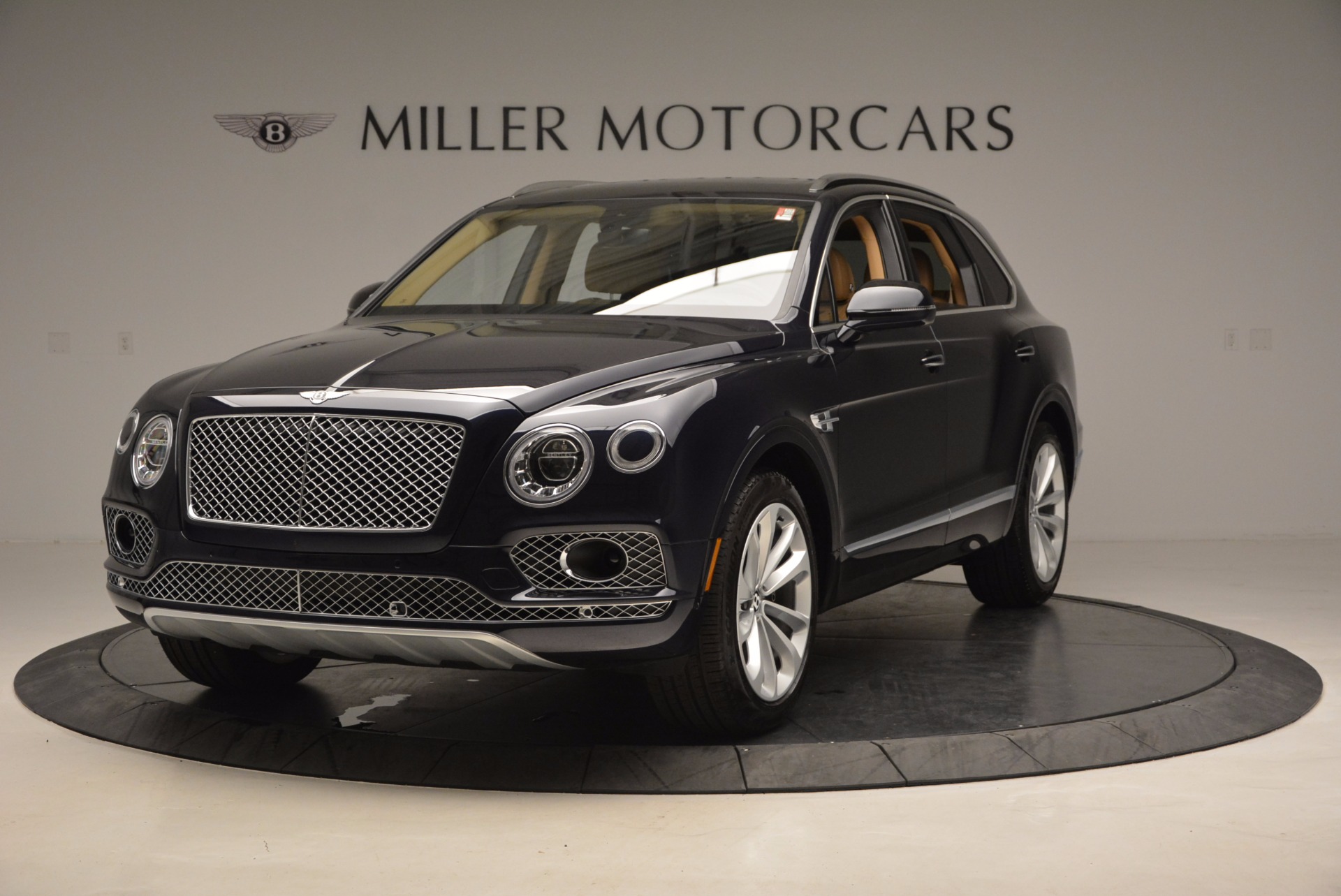 Used 2017 Bentley Bentayga W12 for sale Sold at Maserati of Greenwich in Greenwich CT 06830 1