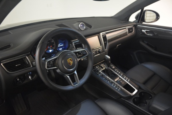 Used 2016 Porsche Macan Turbo for sale Sold at Maserati of Greenwich in Greenwich CT 06830 17