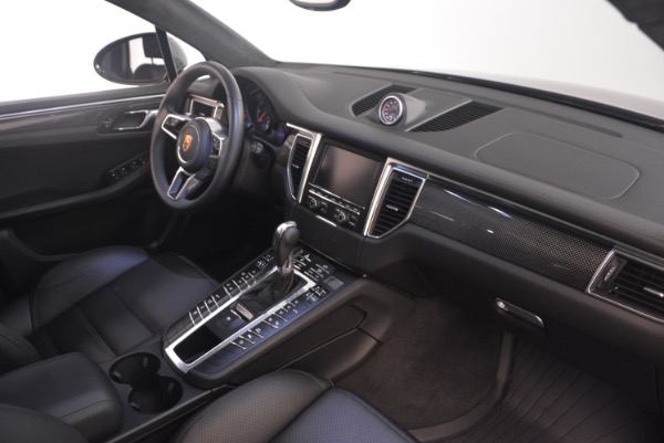 Used 2016 Porsche Macan Turbo for sale Sold at Maserati of Greenwich in Greenwich CT 06830 21