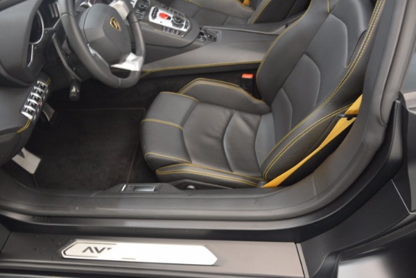 Used 2015 Lamborghini Aventador LP 700-4 for sale Sold at Maserati of Greenwich in Greenwich CT 06830 23
