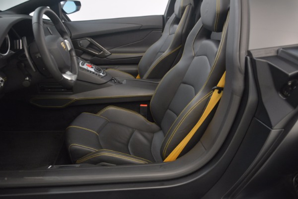 Used 2015 Lamborghini Aventador LP 700-4 for sale Sold at Maserati of Greenwich in Greenwich CT 06830 24