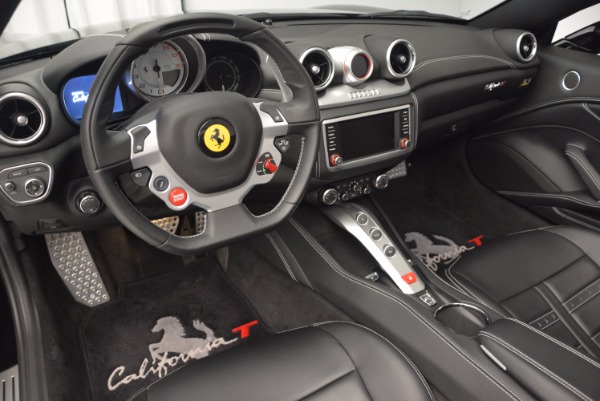 Used 2015 Ferrari California T for sale Sold at Maserati of Greenwich in Greenwich CT 06830 25