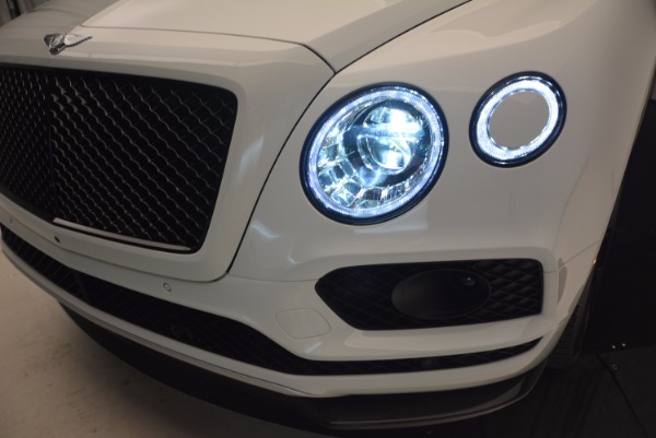 New 2018 Bentley Bentayga Black Edition for sale Sold at Maserati of Greenwich in Greenwich CT 06830 16