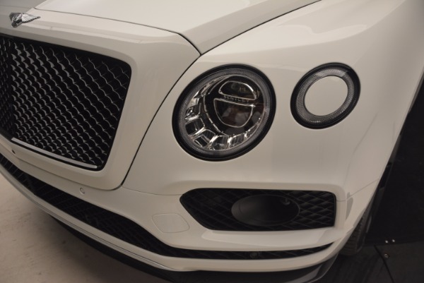 New 2018 Bentley Bentayga Black Edition for sale Sold at Maserati of Greenwich in Greenwich CT 06830 17