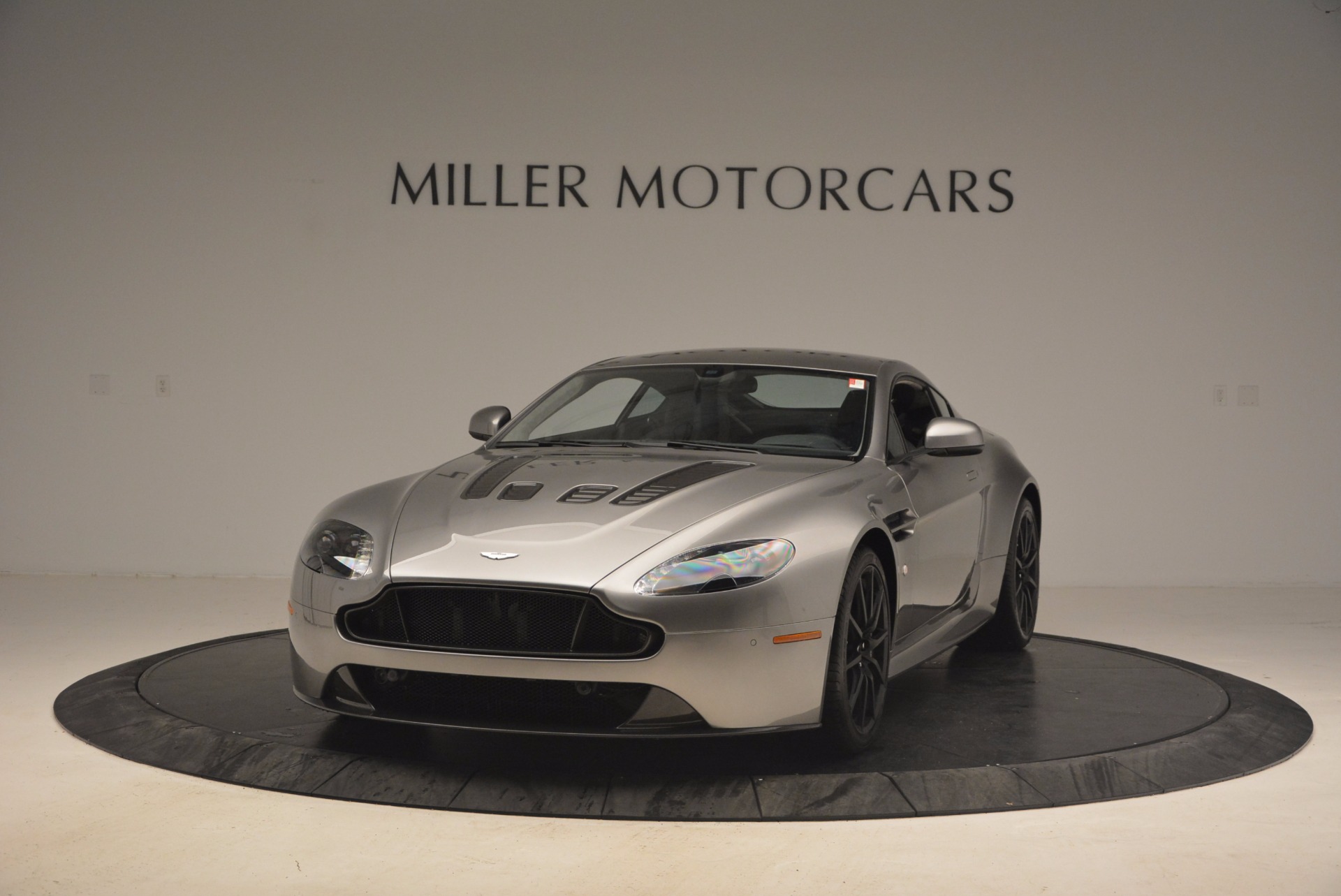 Used 2017 Aston Martin V12 Vantage S for sale Sold at Maserati of Greenwich in Greenwich CT 06830 1
