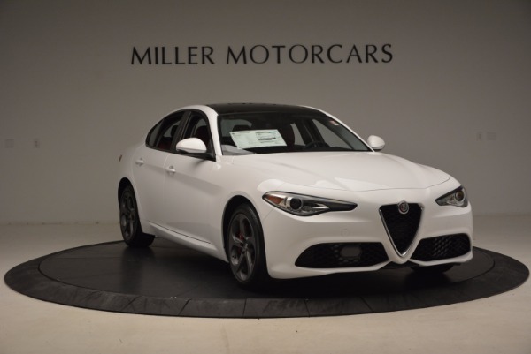 New 2017 Alfa Romeo Giulia Q4 for sale Sold at Maserati of Greenwich in Greenwich CT 06830 11