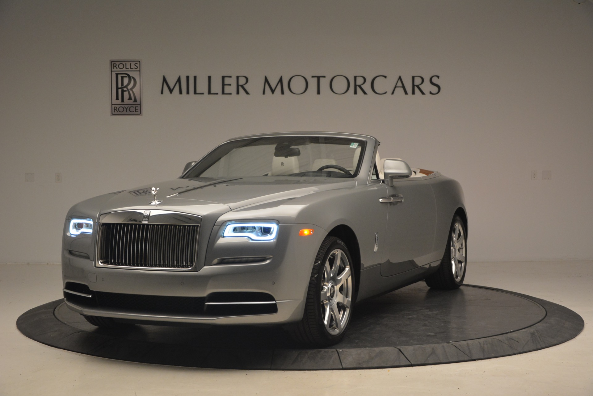 Used 2016 Rolls-Royce Dawn for sale Sold at Maserati of Greenwich in Greenwich CT 06830 1