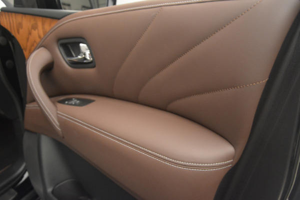 Used 2015 INFINITI QX80 Limited 4WD for sale Sold at Maserati of Greenwich in Greenwich CT 06830 28