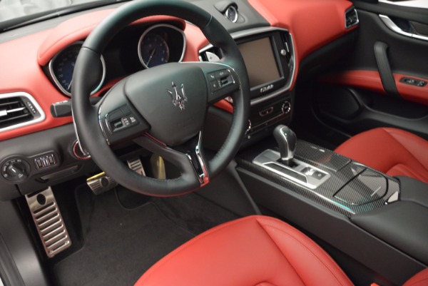 Used 2015 Maserati Ghibli S Q4 for sale Sold at Maserati of Greenwich in Greenwich CT 06830 13