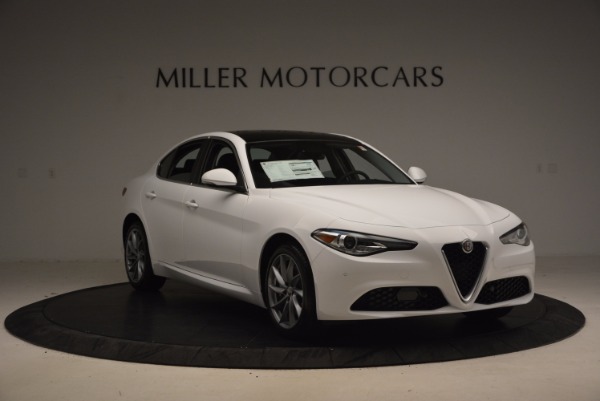 New 2017 Alfa Romeo Giulia Q4 for sale Sold at Maserati of Greenwich in Greenwich CT 06830 11