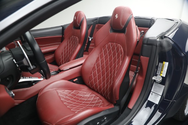 Used 2016 Ferrari California T for sale $119,900 at Maserati of Greenwich in Greenwich CT 06830 15