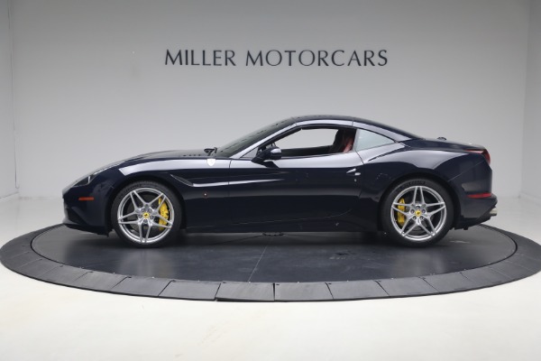 Used 2016 Ferrari California T for sale $119,900 at Maserati of Greenwich in Greenwich CT 06830 25