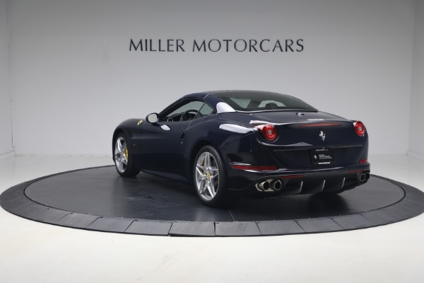 Used 2016 Ferrari California T for sale $119,900 at Maserati of Greenwich in Greenwich CT 06830 27