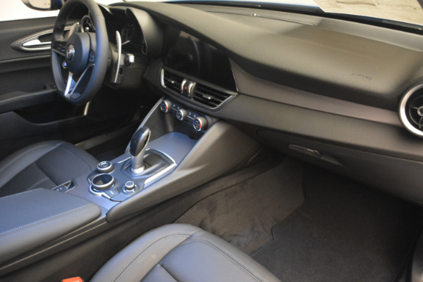 New 2017 Alfa Romeo Giulia Q4 for sale Sold at Maserati of Greenwich in Greenwich CT 06830 21