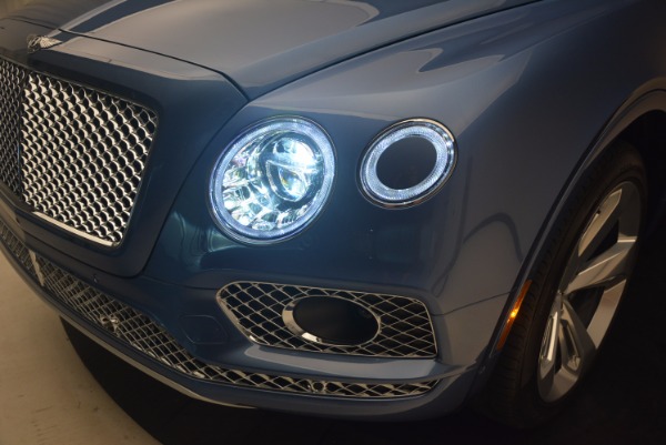 New 2018 Bentley Bentayga for sale Sold at Maserati of Greenwich in Greenwich CT 06830 16