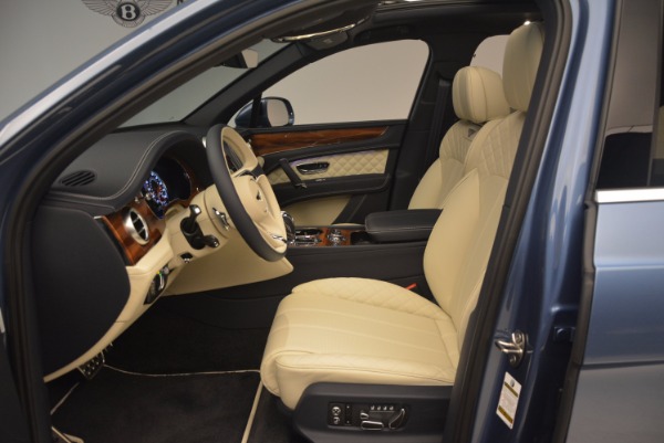 New 2018 Bentley Bentayga for sale Sold at Maserati of Greenwich in Greenwich CT 06830 23