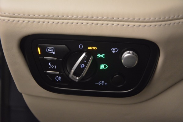 New 2018 Bentley Bentayga for sale Sold at Maserati of Greenwich in Greenwich CT 06830 28