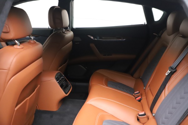Used 2017 Maserati Quattroporte SQ4 GranLusso/ Zegna for sale $62,900 at Maserati of Greenwich in Greenwich CT 06830 18