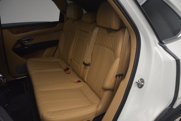 New 2018 Bentley Bentayga W12 Signature for sale Sold at Maserati of Greenwich in Greenwich CT 06830 22