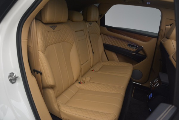 New 2018 Bentley Bentayga W12 Signature for sale Sold at Maserati of Greenwich in Greenwich CT 06830 25