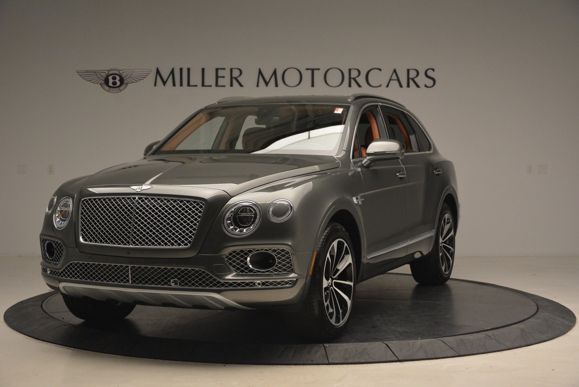 New 2018 Bentley Bentayga for sale Sold at Maserati of Greenwich in Greenwich CT 06830 1
