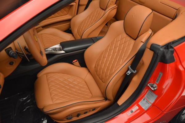 Used 2011 Ferrari California for sale Sold at Maserati of Greenwich in Greenwich CT 06830 27