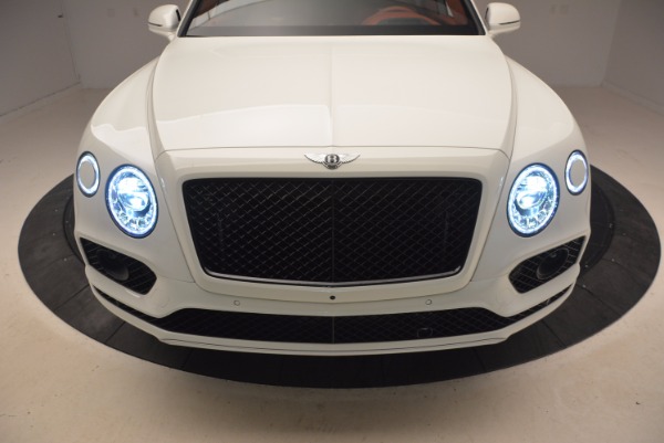 New 2018 Bentley Bentayga Onyx for sale Sold at Maserati of Greenwich in Greenwich CT 06830 15