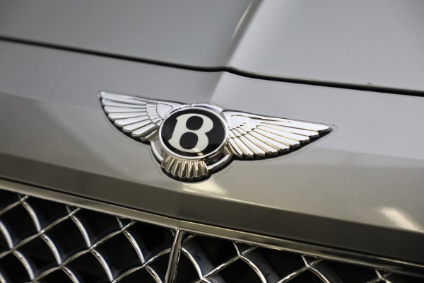 Used 2018 Bentley Bentayga W12 Signature Edition for sale Sold at Maserati of Greenwich in Greenwich CT 06830 14