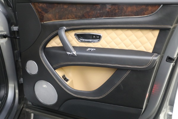 Used 2018 Bentley Bentayga W12 Signature Edition for sale Sold at Maserati of Greenwich in Greenwich CT 06830 24
