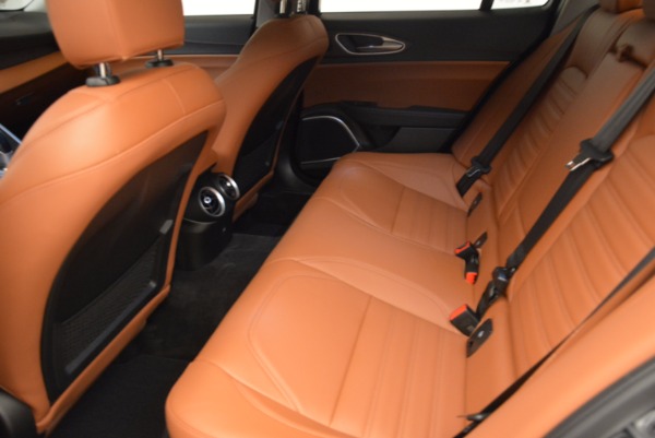 New 2017 Alfa Romeo Giulia Ti Lusso Q4 for sale Sold at Maserati of Greenwich in Greenwich CT 06830 17