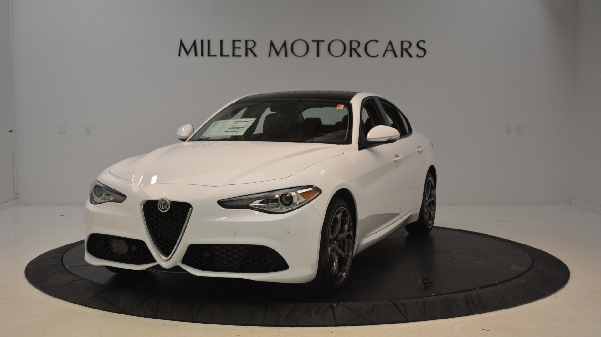 New 2017 Alfa Romeo Giulia Ti Sport Q4 for sale Sold at Maserati of Greenwich in Greenwich CT 06830 1