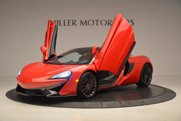 Used 2017 McLaren 570GT for sale $134,900 at Maserati of Greenwich in Greenwich CT 06830 13