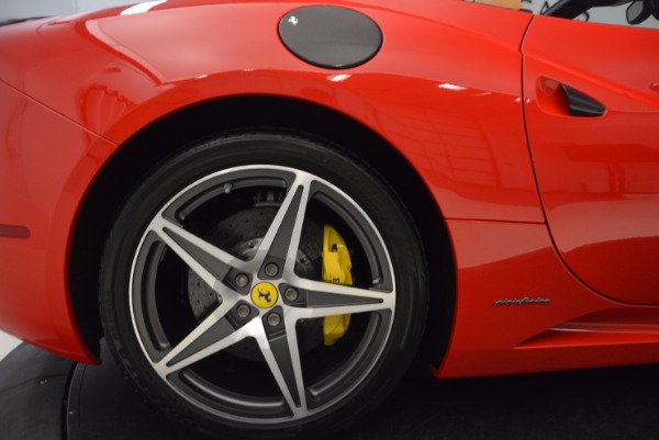 Used 2012 Ferrari California for sale Sold at Maserati of Greenwich in Greenwich CT 06830 23