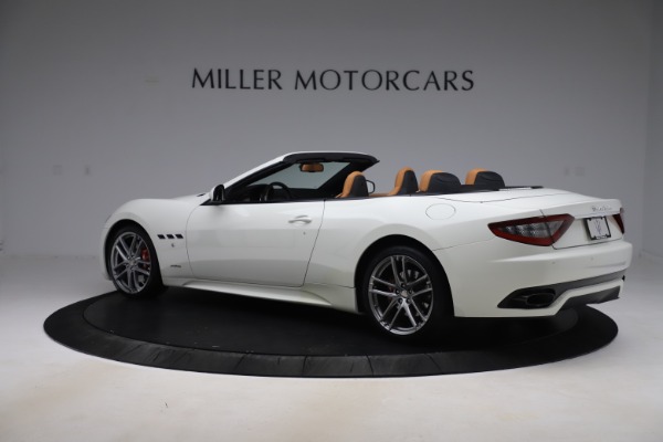 Used 2017 Maserati GranTurismo Convertible Sport for sale Sold at Maserati of Greenwich in Greenwich CT 06830 4