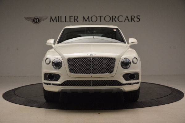 Used 2018 Bentley Bentayga Onyx for sale $159,900 at Maserati of Greenwich in Greenwich CT 06830 12