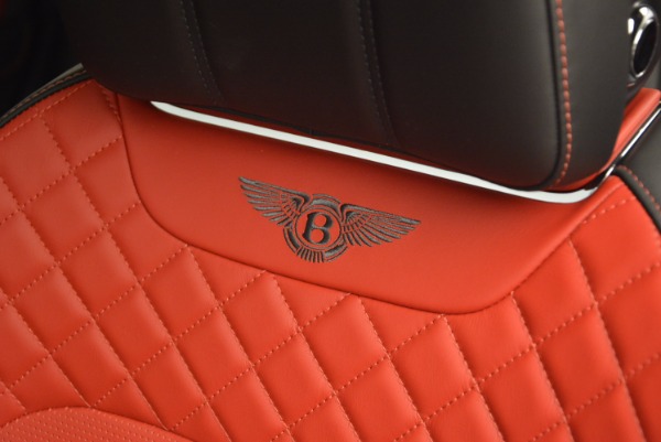 Used 2018 Bentley Bentayga Onyx for sale $159,900 at Maserati of Greenwich in Greenwich CT 06830 20