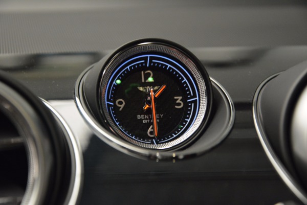 Used 2018 Bentley Bentayga Onyx for sale $159,900 at Maserati of Greenwich in Greenwich CT 06830 21