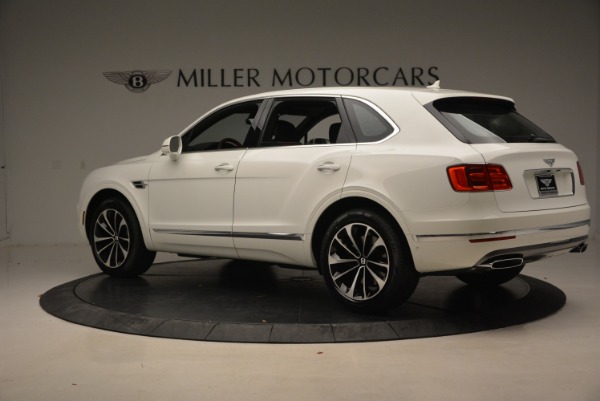 Used 2018 Bentley Bentayga Onyx for sale $159,900 at Maserati of Greenwich in Greenwich CT 06830 4