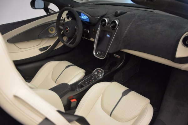 New 2018 McLaren 570S Spider for sale Sold at Maserati of Greenwich in Greenwich CT 06830 28