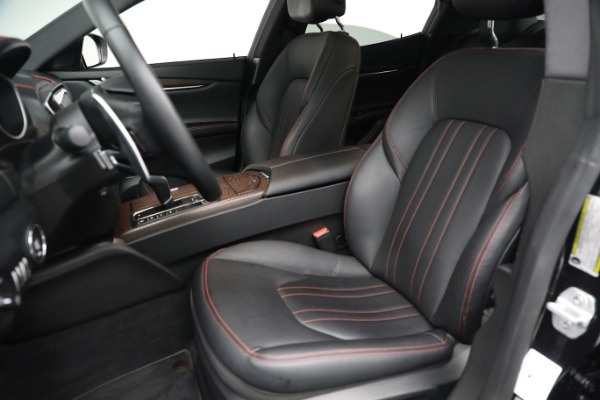 Used 2018 Maserati Ghibli S Q4 for sale $52,900 at Maserati of Greenwich in Greenwich CT 06830 14