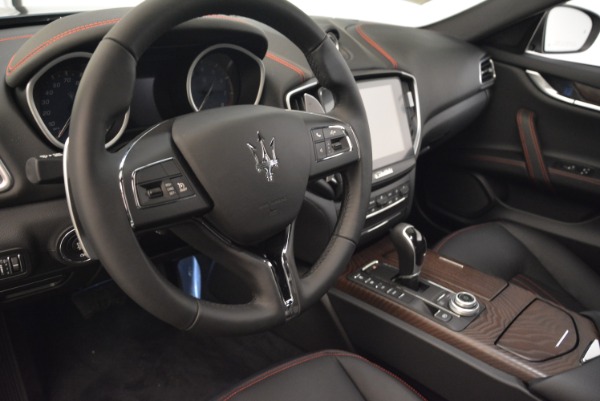 Used 2018 Maserati Ghibli S Q4 for sale $55,900 at Maserati of Greenwich in Greenwich CT 06830 15