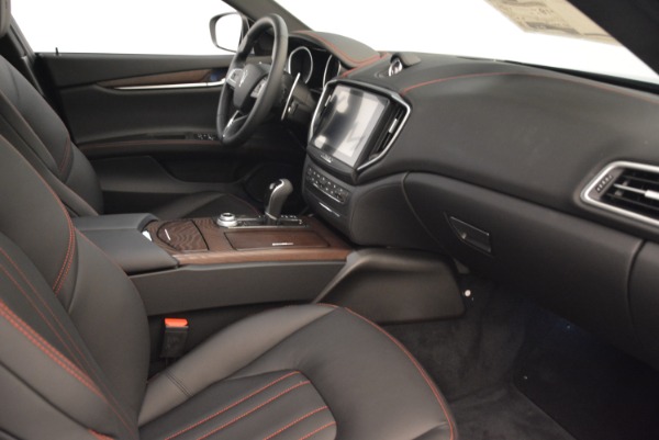 Used 2018 Maserati Ghibli S Q4 for sale $55,900 at Maserati of Greenwich in Greenwich CT 06830 20