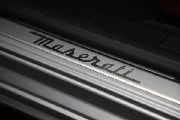 Used 2018 Maserati Ghibli S Q4 GranLusso for sale Sold at Maserati of Greenwich in Greenwich CT 06830 22