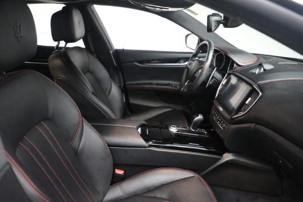 Used 2018 Maserati Ghibli S Q4 for sale $34,900 at Maserati of Greenwich in Greenwich CT 06830 17