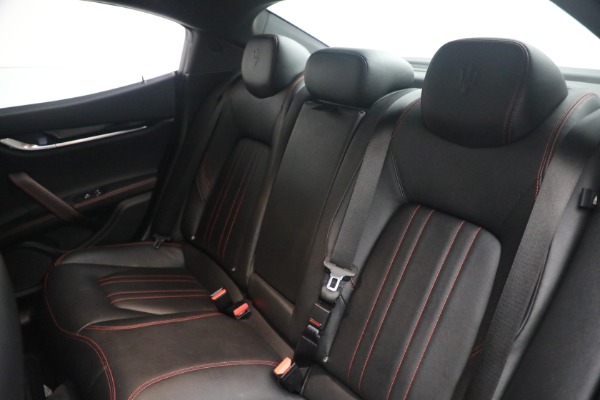 Used 2018 Maserati Ghibli S Q4 for sale $34,900 at Maserati of Greenwich in Greenwich CT 06830 20
