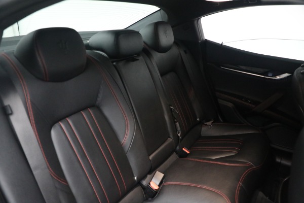 Used 2018 Maserati Ghibli S Q4 for sale $34,900 at Maserati of Greenwich in Greenwich CT 06830 23